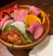 京都和牛烤牛肉沙拉