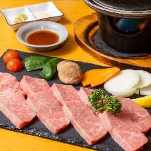 石烧精选神户牛～配温蔬菜～