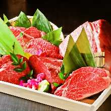 18,000日元套餐 (12道菜) 18,000日元套餐 (12道菜)