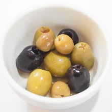 西班牙橄榄拼盘
