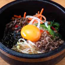 韩式石锅拌饭