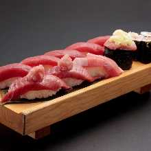 '午餐' 板前顶级天然金枪鱼握寿司套餐