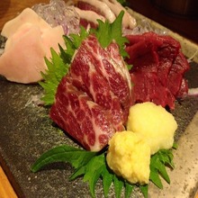 马肉刺身