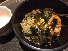 韩式石锅拌饭