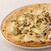 四种蘑菇的披萨