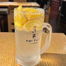 柠檬碳酸酒