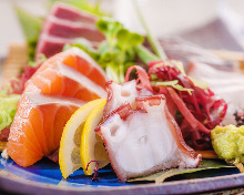 生鱼片拼盘 生鱼片拼盘