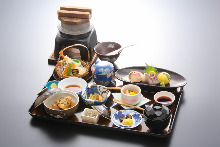 2,750日元组合餐 (9道菜) 2,750日元组合餐 (9道菜)