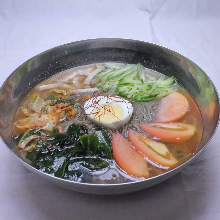 感谢风格黑冷面