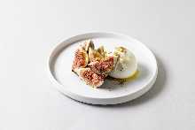 Burrata and Figs / Maple Syrup and Hazelnuts