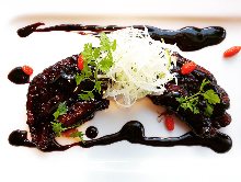 黑醋咕咾肉