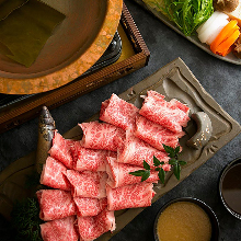 和牛涮涮鍋　配蔬菜拼盤