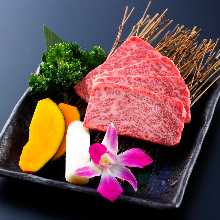 和牛霜降肩里肌芯肉