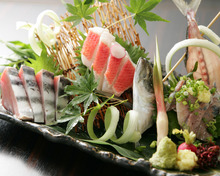 生魚片拼盤