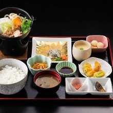 2,300日圓套餐 (10道菜) 2,300日圓套餐 (10道菜)