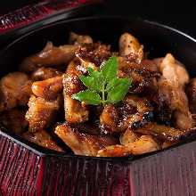 雞肉蓋飯