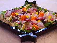 生魚片拼盤