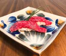 牛肉握壽司 牛肉握壽司