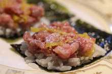 山城牛腹肉配醃蘿蔔卷 山城牛腹肉配醃蘿蔔卷