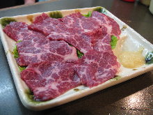 馬肉刺身