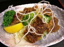 鯨魚肉龍田炸 鯨魚肉龍田炸
