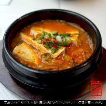 辣白菜韓式火鍋