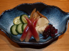 醃菜拼盤