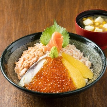 海鮮蓋飯