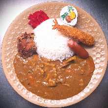 甘口咖哩配杏仁豆腐及湯（香腸、炸雞、炸蝦、果凍）附兒童飲料服務