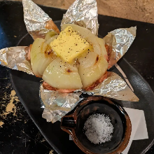 鋁箔包烤洋蔥 鋁箔包烤洋蔥