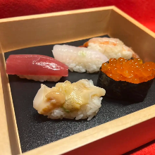 主廚推薦握壽司5貫套餐 主廚推薦握壽司5貫套餐