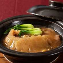 燉煮魚翅、紅燒排翅　 300克以上