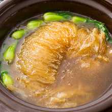  紅燒全青魚翅　從100克開始