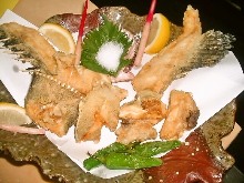 揚炸石斑魚