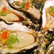 季節限定！殻付き生牡蠣ポン酢