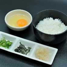雞蛋蓋飯