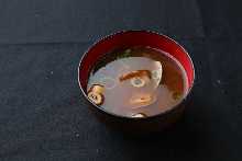 紅味噌湯 紅味噌湯