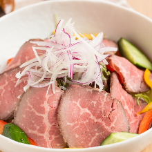 烤牛肉沙拉 烤牛肉沙拉