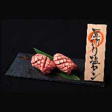 鹽味牛舌拼盤