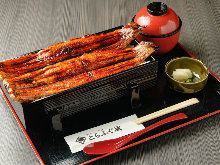 特級上等鰻魚盒飯