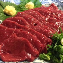 馬肉刺身