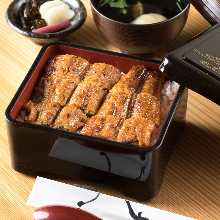 黃金的鰻魚飯　～鰻魚四分之三條～