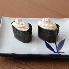 鮪魚沙拉軍艦壽司