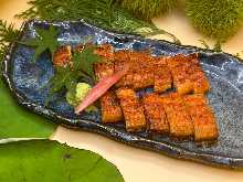 蒲燒鰻魚