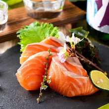 生魚片拼盤
