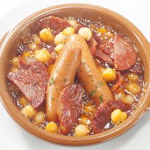 香煎鷹嘴豆和西班牙香腸