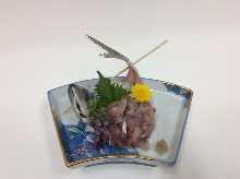 竹莢魚（生魚片）