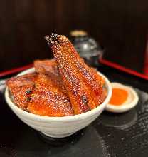 鰻魚蓋飯