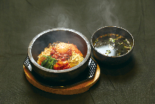 韓式石鍋生牛肉拌飯