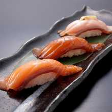 鮭魚壽司3貫